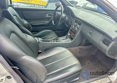 2001 Mercedes-Benz Slk 230 Kompressor z USA, uszkodzony, nr VIN WDBKK49F31F234132
